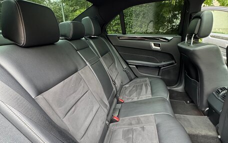 Mercedes-Benz E-Класс, 2013 год, 2 800 000 рублей, 14 фотография