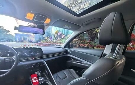 Hyundai Elantra, 2022 год, 1 281 000 рублей, 8 фотография