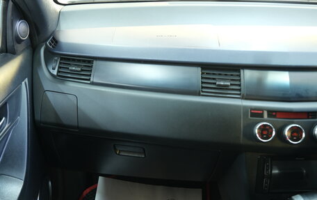 Toyota WiLL II (VS), 2001 год, 669 000 рублей, 16 фотография