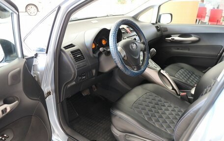 Toyota Auris II, 2008 год, 650 000 рублей, 14 фотография