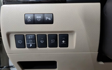 Toyota Alphard III, 2012 год, 3 000 000 рублей, 23 фотография