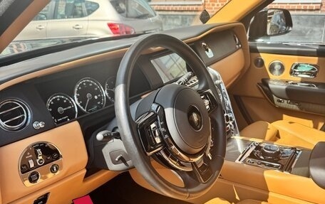 Rolls-Royce Cullinan, 2021 год, 29 990 000 рублей, 6 фотография
