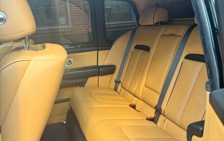 Rolls-Royce Cullinan, 2021 год, 29 990 000 рублей, 14 фотография