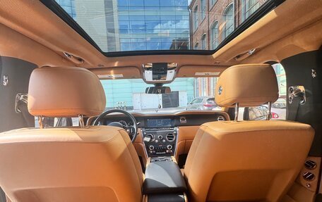 Rolls-Royce Cullinan, 2021 год, 29 990 000 рублей, 12 фотография