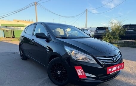 Hyundai Solaris II рестайлинг, 2016 год, 999 999 рублей, 3 фотография
