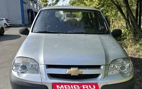 Chevrolet Niva I рестайлинг, 2011 год, 455 000 рублей, 2 фотография