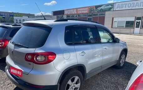 Volkswagen Tiguan I, 2009 год, 865 000 рублей, 4 фотография