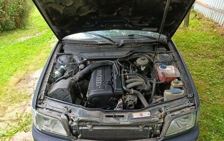 Audi A6, 1996 год, 250 000 рублей, 6 фотография