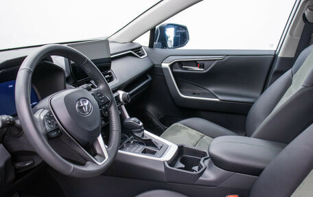 Toyota RAV4, 2024 год, 3 880 000 рублей, 11 фотография