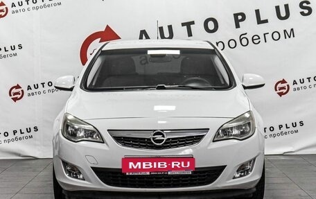 Opel Astra J, 2011 год, 799 000 рублей, 3 фотография