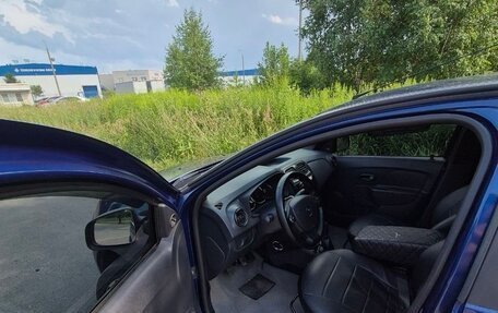 Renault Logan II, 2015 год, 510 000 рублей, 1 фотография