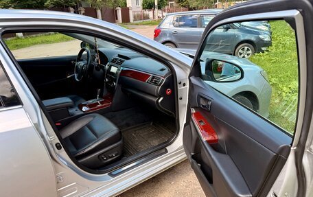 Toyota Camry, 2012 год, 1 600 000 рублей, 11 фотография