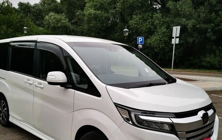 Honda Stepwgn IV, 2020 год, 2 800 000 рублей, 2 фотография
