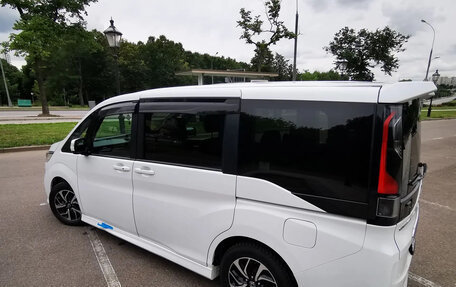 Honda Stepwgn IV, 2020 год, 2 800 000 рублей, 8 фотография