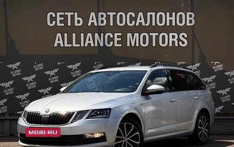 Skoda Octavia, 2019 год, 1 795 000 рублей, 3 фотография