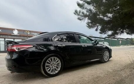 Toyota Camry, 2018 год, 2 150 000 рублей, 1 фотография