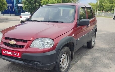 Chevrolet Niva I рестайлинг, 2013 год, 535 000 рублей, 1 фотография