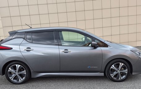 Nissan Leaf II, 2018 год, 1 550 000 рублей, 3 фотография