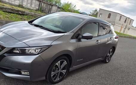Nissan Leaf II, 2018 год, 1 550 000 рублей, 8 фотография