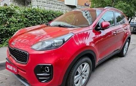 KIA Sportage IV рестайлинг, 2018 год, 1 800 000 рублей, 2 фотография