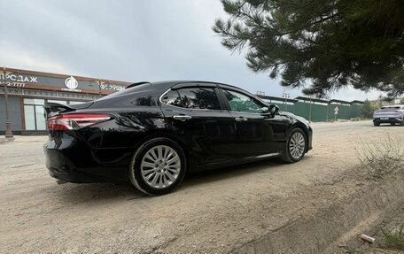 Toyota Camry, 2018 год, 2 150 000 рублей, 7 фотография