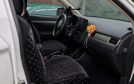 Mitsubishi Outlander III рестайлинг 3, 2012 год, 1 149 000 рублей, 6 фотография