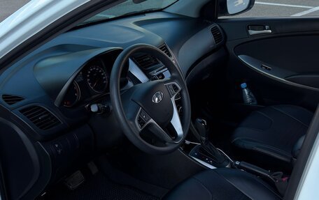 Hyundai Solaris II рестайлинг, 2015 год, 1 249 000 рублей, 13 фотография