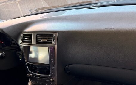 Lexus IS II рестайлинг 2, 2009 год, 1 500 000 рублей, 22 фотография