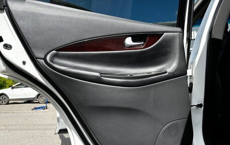 Infiniti QX50 I рестайлинг, 2017 год, 2 500 000 рублей, 21 фотография