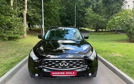 Infiniti FX II, 2009 год, 820 000 рублей, 2 фотография
