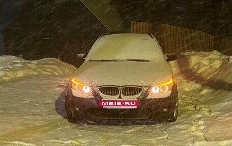 BMW 5 серия, 2009 год, 1 280 000 рублей, 17 фотография