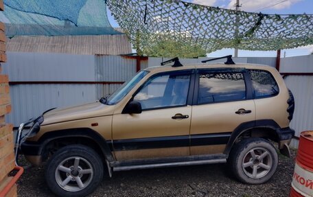 Chevrolet Niva I рестайлинг, 2004 год, 410 000 рублей, 9 фотография