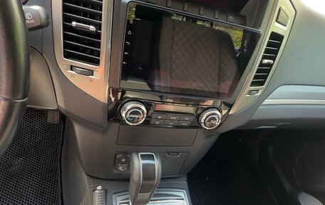 Mitsubishi Pajero IV, 2021 год, 3 800 000 рублей, 10 фотография