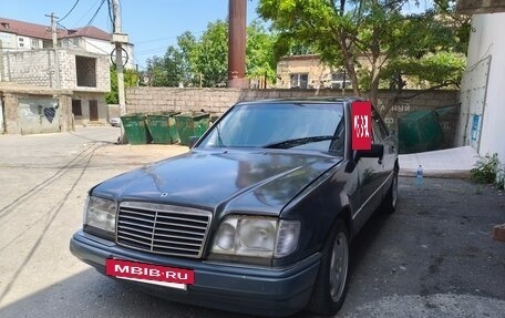 Mercedes-Benz E-Класс, 1995 год, 230 000 рублей, 2 фотография