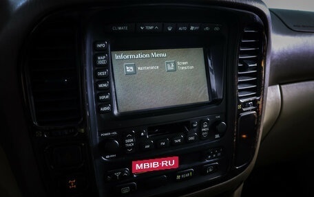 Toyota Land Cruiser 100 рестайлинг 2, 2002 год, 1 800 000 рублей, 20 фотография