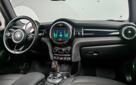 MINI Hatch, 2019 год, 1 698 000 рублей, 13 фотография