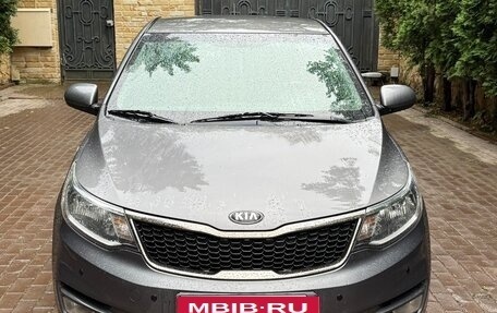 KIA Rio III рестайлинг, 2016 год, 1 050 000 рублей, 1 фотография