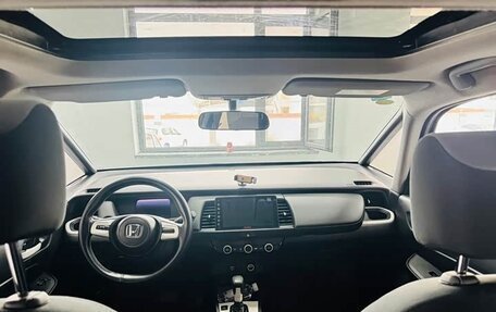 Honda Fit, 2022 год, 1 070 000 рублей, 3 фотография