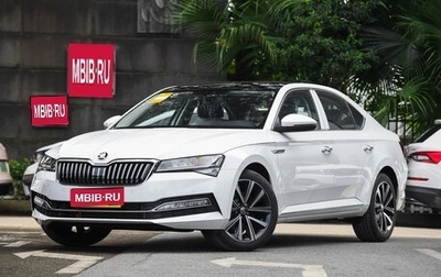 Skoda Superb III рестайлинг, 2025 год, 2 700 000 рублей, 1 фотография