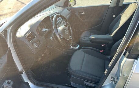 Volkswagen Polo VI (EU Market), 2017 год, 1 100 000 рублей, 8 фотография