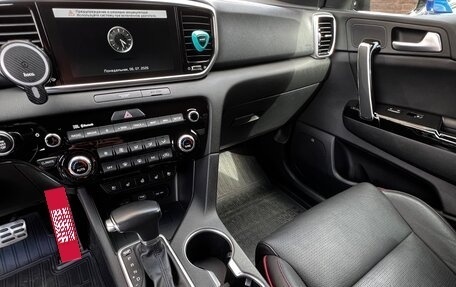 KIA Sportage IV рестайлинг, 2019 год, 2 800 000 рублей, 15 фотография
