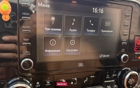 Toyota Highlander, 2022 год, 5 270 000 рублей, 14 фотография