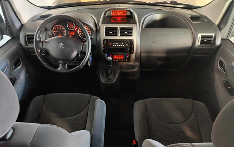 Peugeot Expert II, 2016 год, 1 850 000 рублей, 15 фотография