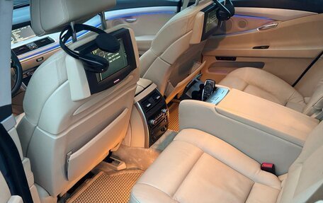 BMW 5 серия, 2009 год, 1 390 000 рублей, 13 фотография