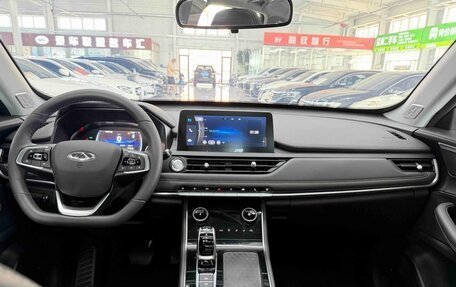 Chery Tiggo 8 I, 2022 год, 1 100 000 рублей, 8 фотография