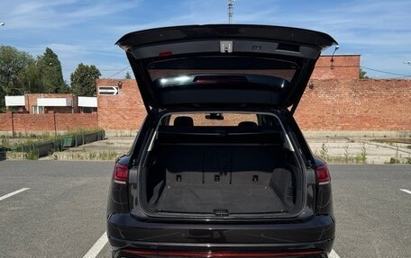 Volkswagen Touareg III, 2021 год, 5 990 000 рублей, 6 фотография
