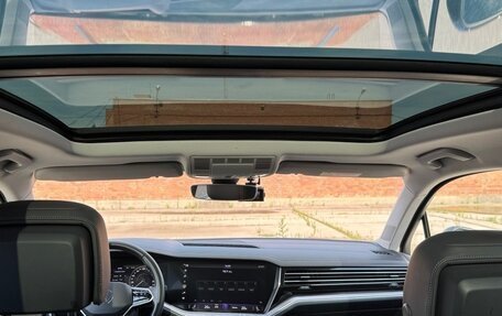 Volkswagen Touareg III, 2021 год, 5 990 000 рублей, 10 фотография
