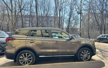 Geely Atlas, 2022 год, 1 930 000 рублей, 5 фотография