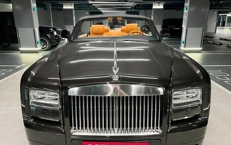 Rolls-Royce Phantom VII рестайлинг, 2014 год, 65 000 000 рублей, 2 фотография