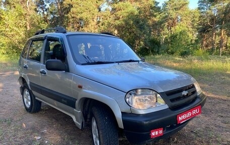 Chevrolet Niva I рестайлинг, 2006 год, 379 000 рублей, 1 фотография
